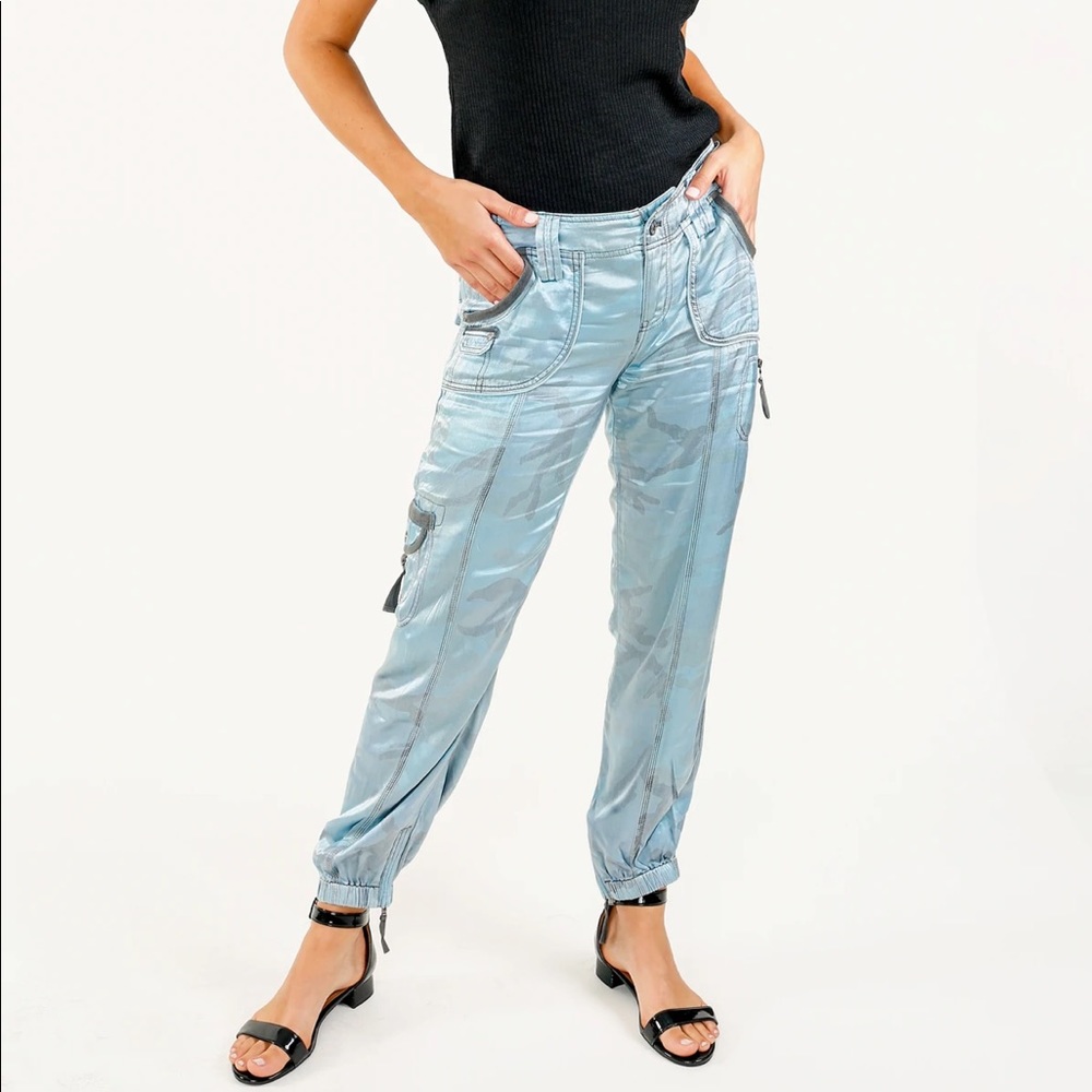 Marrakech camo shine cargo pants